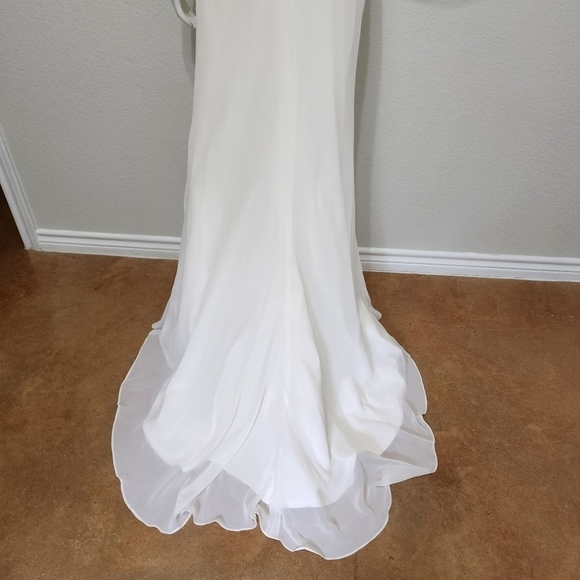 NWT Alfred Angelo Ivory Metallic Modern Fit Wedding Gown Size 10 - Picture 8 of 12